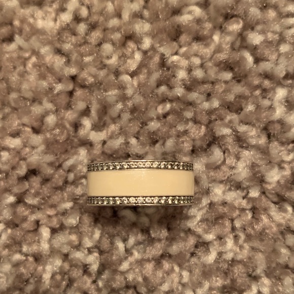 Pandora white enamel ring size 54 - Picture 2 of 3